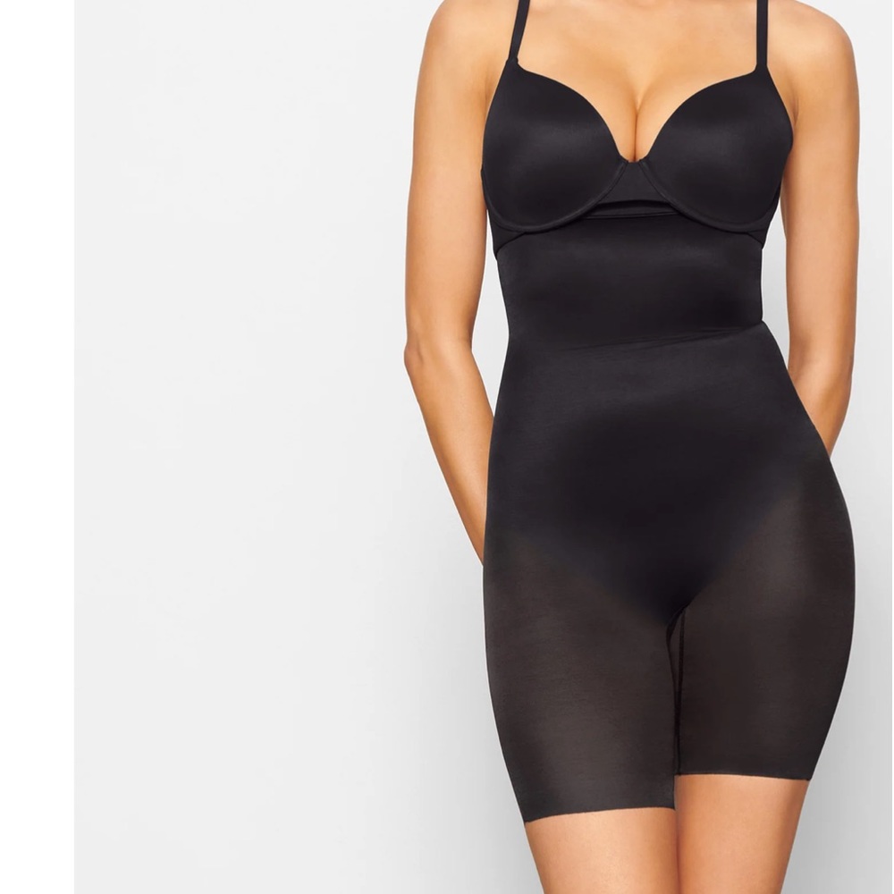 Under Where 9 Size Large-New Without Tags - image 1